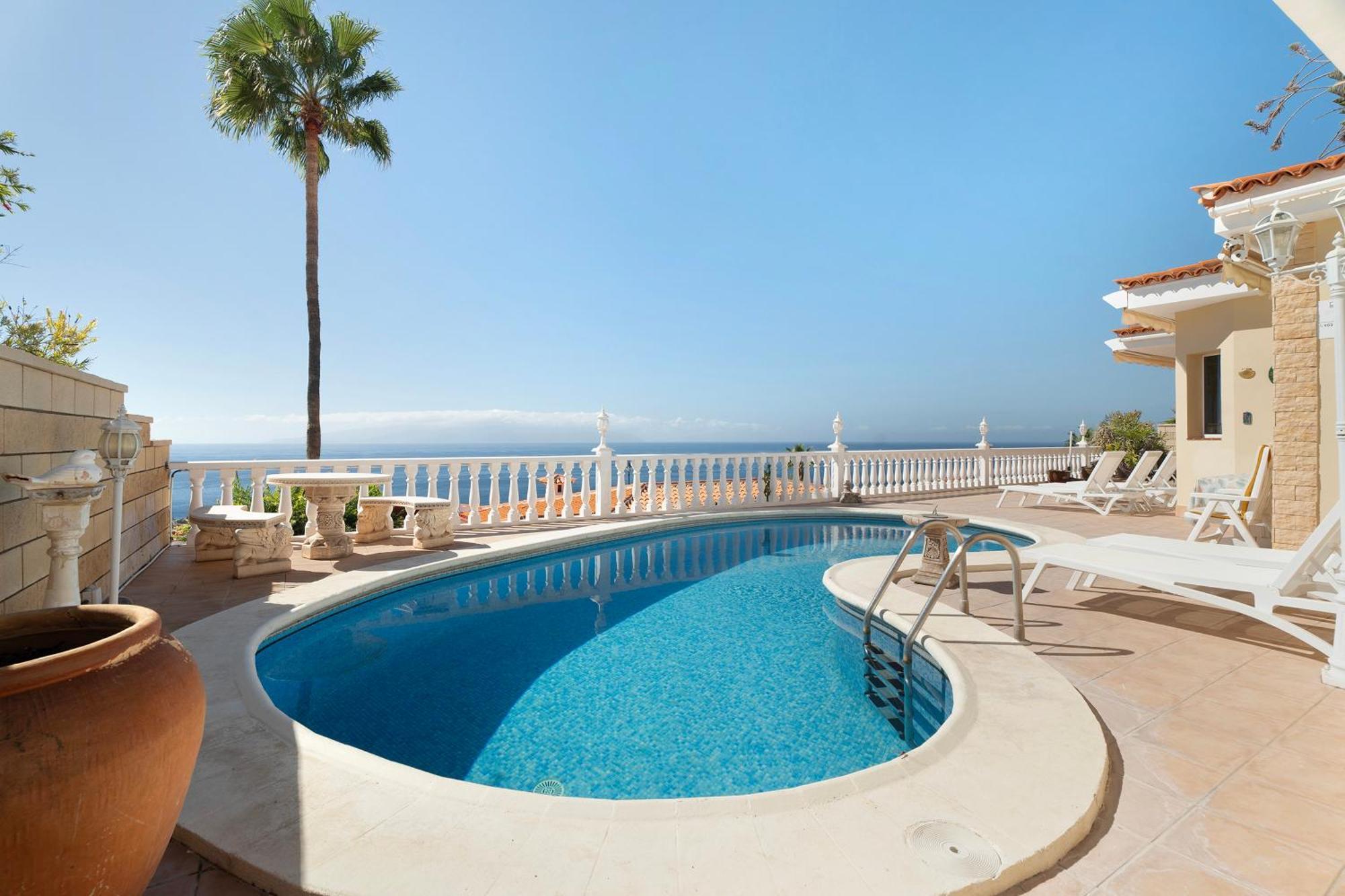 Casa Carla Private, Pool, Air By Paramount Holidays 푸에르토 데 산티아고 외부 사진