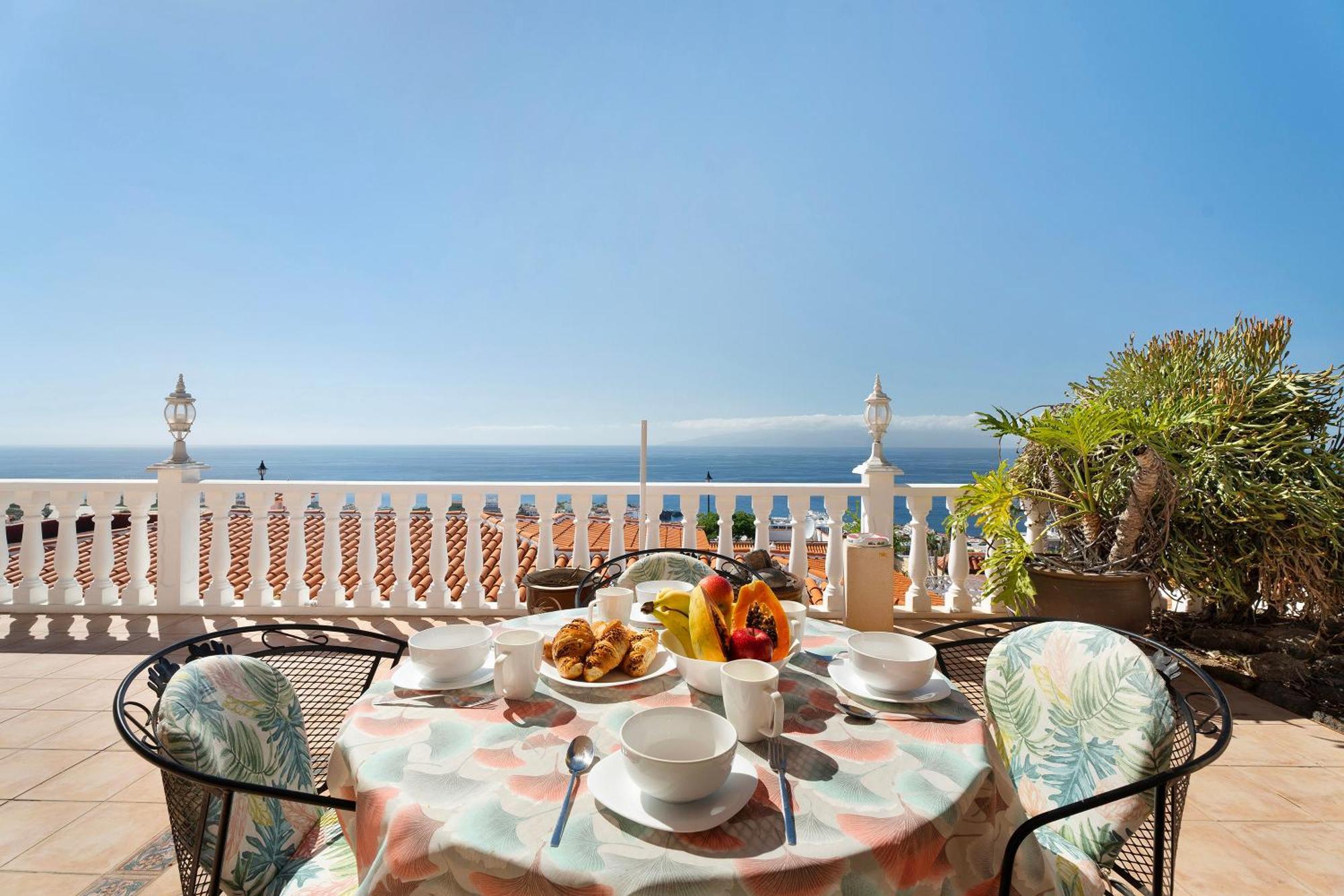 Casa Carla Private, Pool, Air By Paramount Holidays 푸에르토 데 산티아고 외부 사진